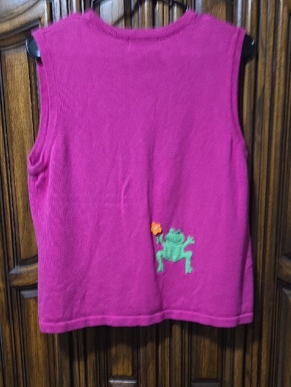BellePointe Bright Pink Frog Appliqué Knit Vest - Picture 5 of 5